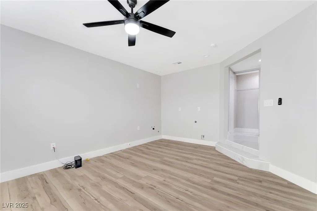 5453 Yvonne, Las Vegas, NV 89122