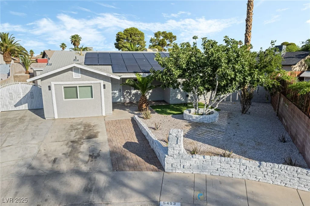5453 Yvonne, Las Vegas, NV 89122