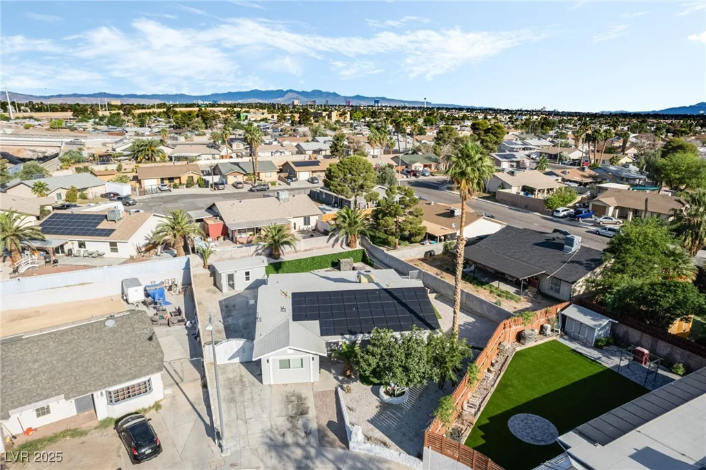 5453 Yvonne, Las Vegas, NV 89122