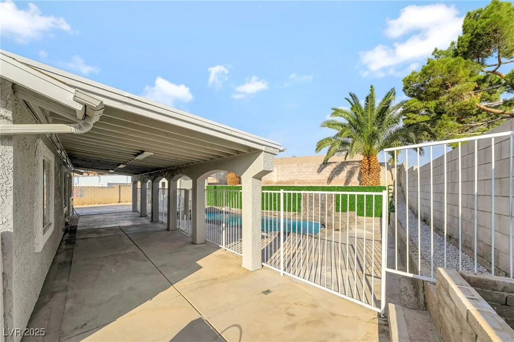 5453 Yvonne, Las Vegas, NV 89122