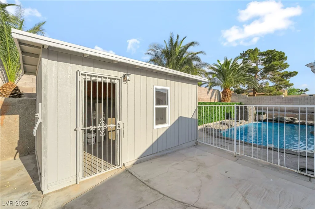 5453 Yvonne, Las Vegas, NV 89122