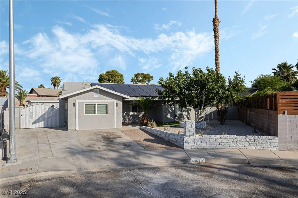 5453 Yvonne, Las Vegas, NV 89122