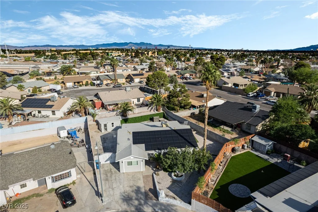 5453 Yvonne, Las Vegas, NV 89122