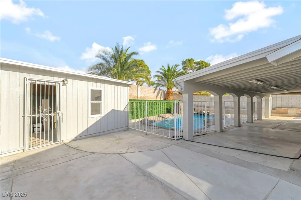 5453 Yvonne, Las Vegas, NV 89122
