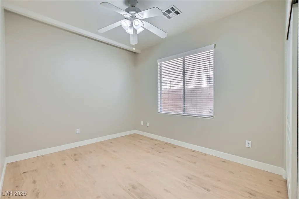 216 Sharp Edge, North Las Vegas, NV 89031