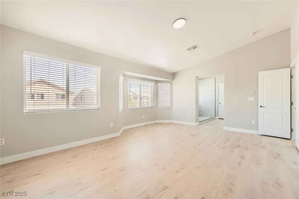 216 Sharp Edge, North Las Vegas, NV 89031