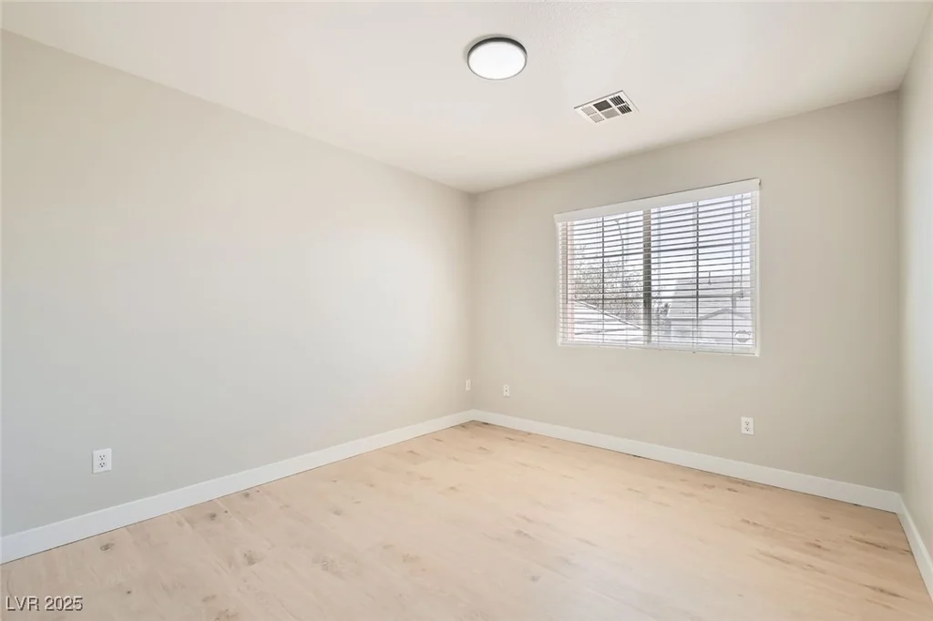 216 Sharp Edge, North Las Vegas, NV 89031