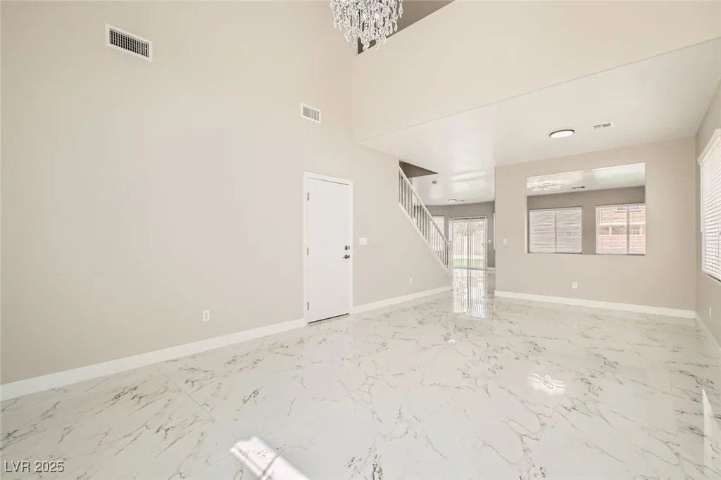 216 Sharp Edge, North Las Vegas, NV 89031