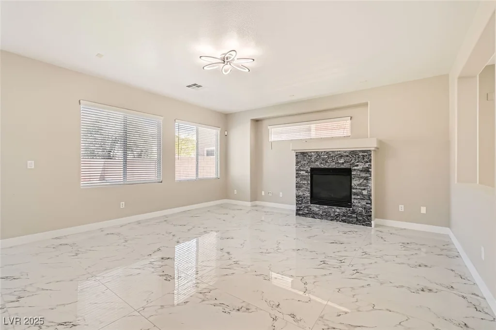 216 Sharp Edge, North Las Vegas, NV 89031