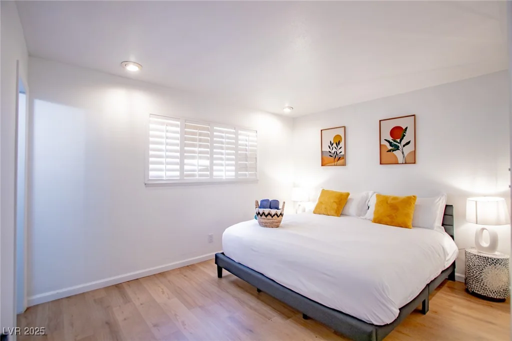 6301 Garwood, Las Vegas, NV 89107