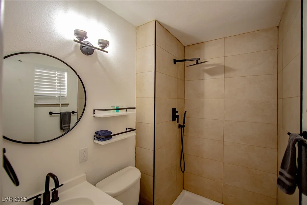 6301 Garwood, Las Vegas, NV 89107