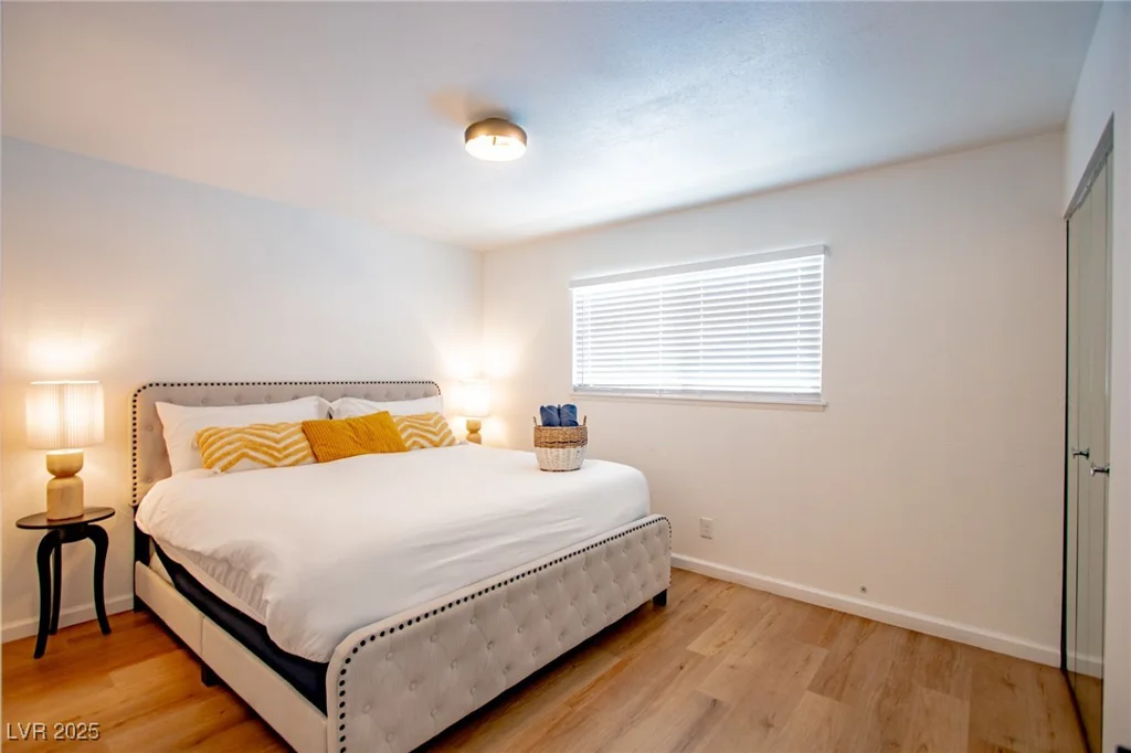 6301 Garwood, Las Vegas, NV 89107