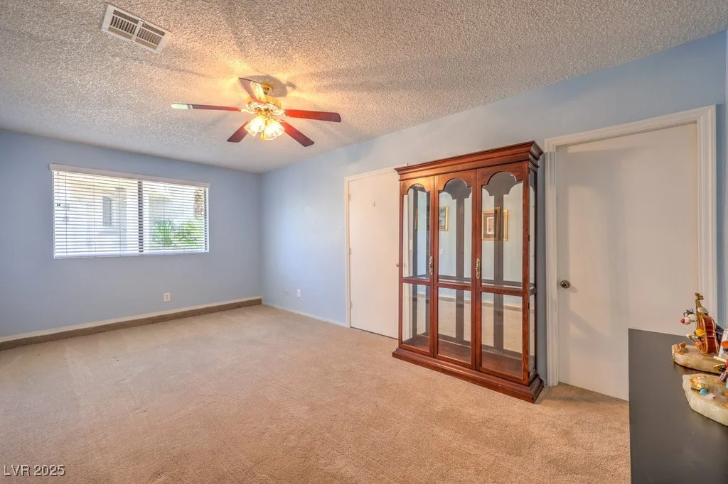 6961 Ray Charles, Las Vegas, NV 89119
