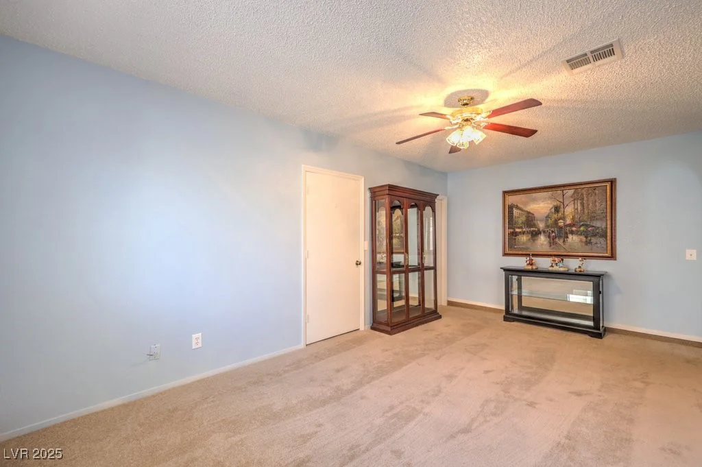 6961 Ray Charles, Las Vegas, NV 89119