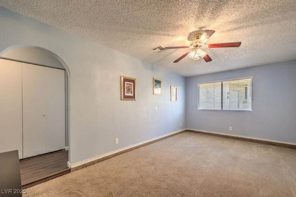 6961 Ray Charles, Las Vegas, NV 89119