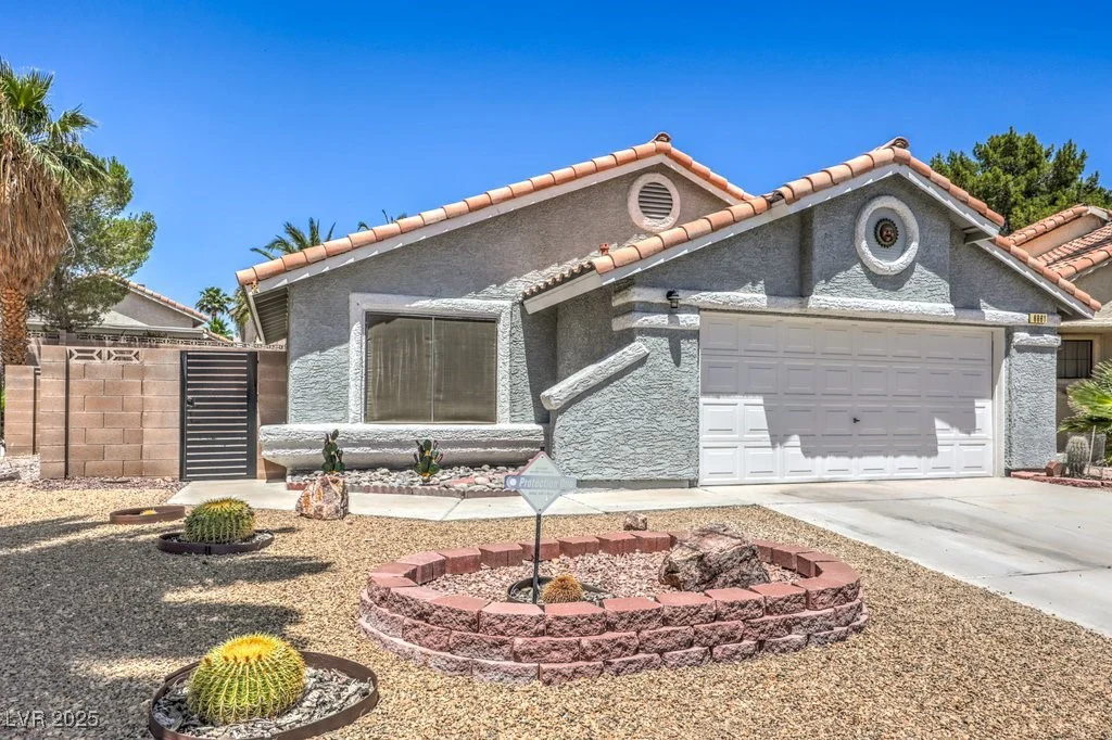 6961 Ray Charles, Las Vegas, NV 89119