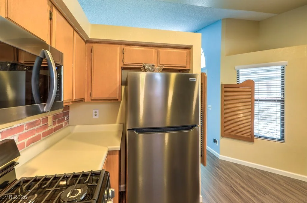 6961 Ray Charles, Las Vegas, NV 89119