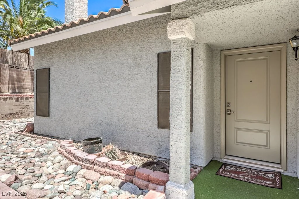 6961 Ray Charles, Las Vegas, NV 89119