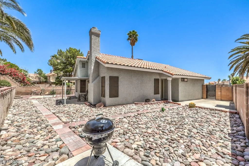 6961 Ray Charles, Las Vegas, NV 89119