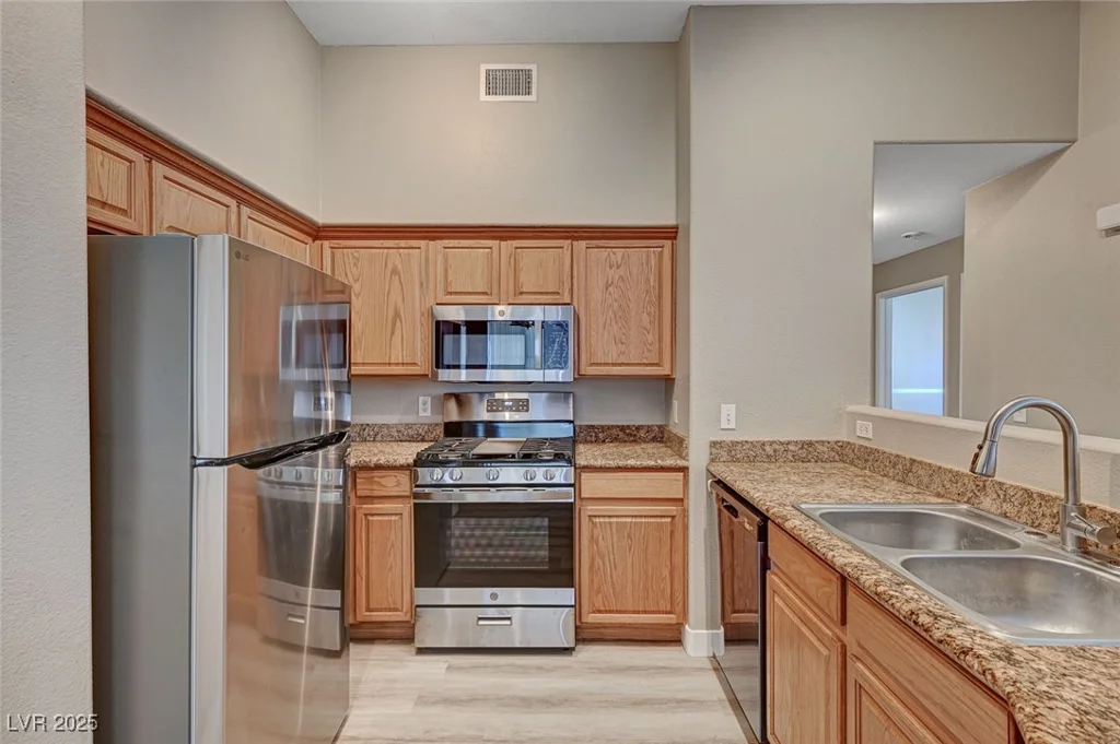 9303 Gilcrease, Las Vegas, NV 89149