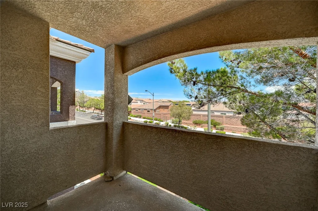 9303 Gilcrease, Las Vegas, NV 89149