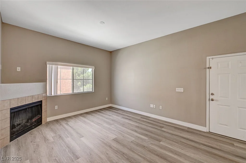 9303 Gilcrease, Las Vegas, NV 89149