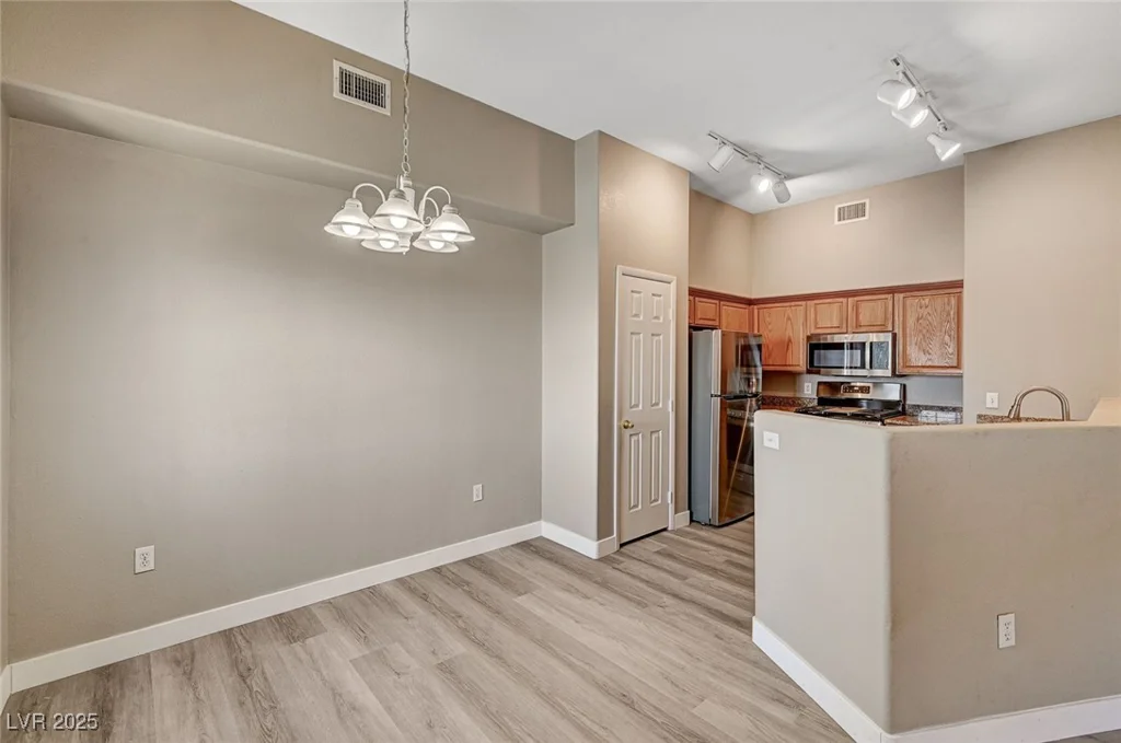 9303 Gilcrease, Las Vegas, NV 89149