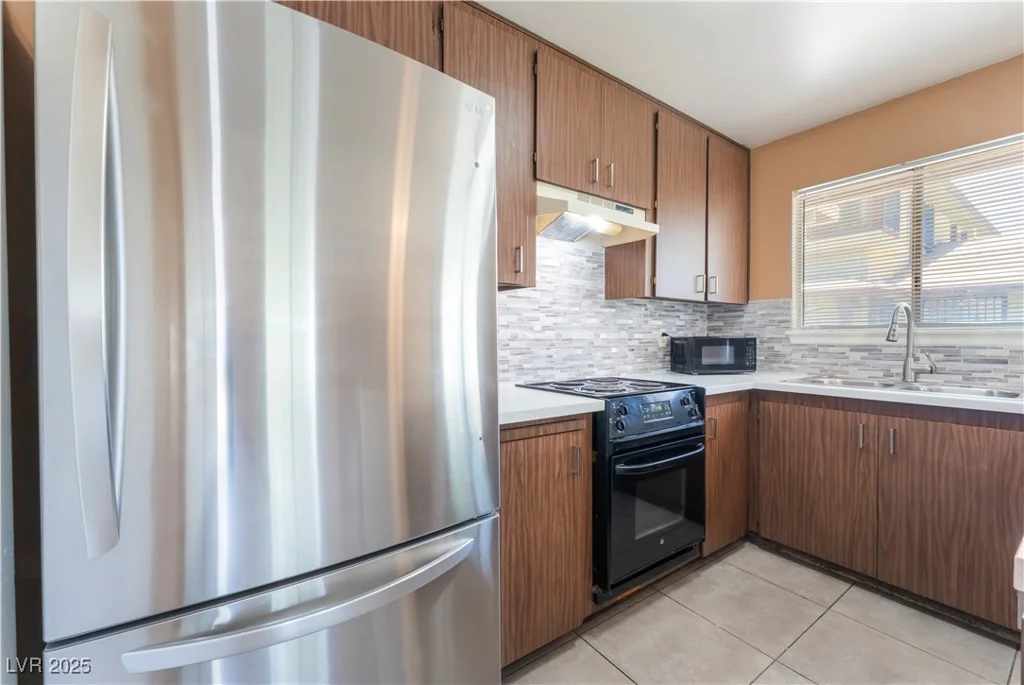 1470 Elizabeth, Las Vegas, NV 89119