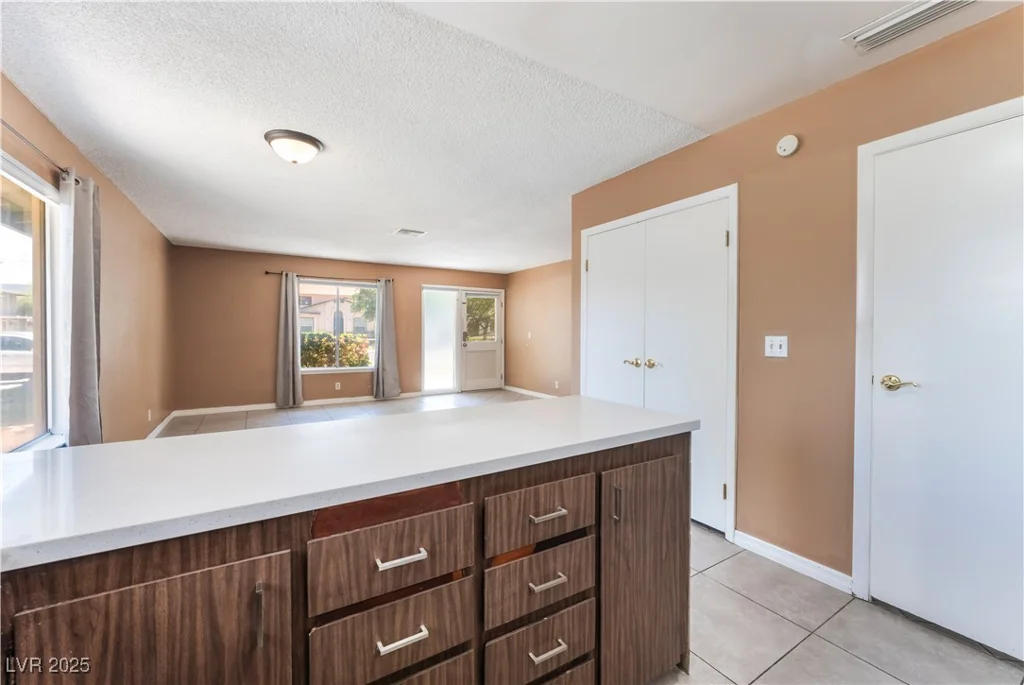 1470 Elizabeth, Las Vegas, NV 89119