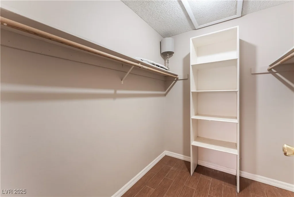 1470 Elizabeth, Las Vegas, NV 89119