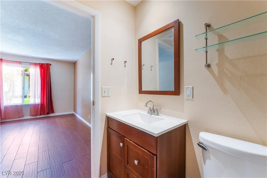 1470 Elizabeth, Las Vegas, NV 89119