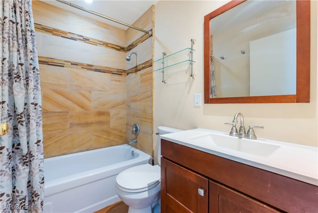 1470 Elizabeth, Las Vegas, NV 89119