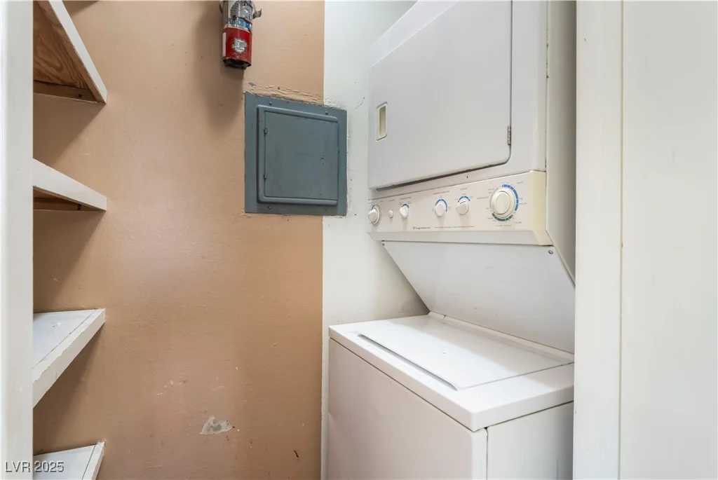 1470 Elizabeth, Las Vegas, NV 89119