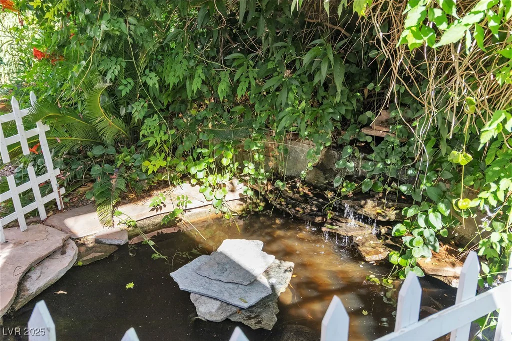 1803 Candle Bright, Henderson, NV 89074