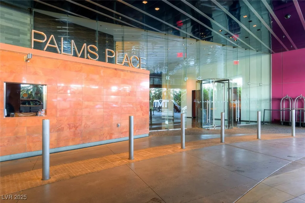 4381 Flamingo, Las Vegas, NV 89103