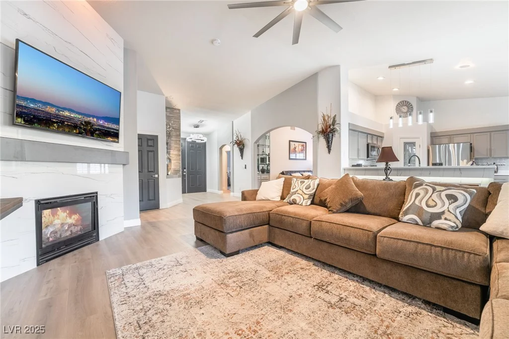 2144 Paganini, Henderson, NV 89052