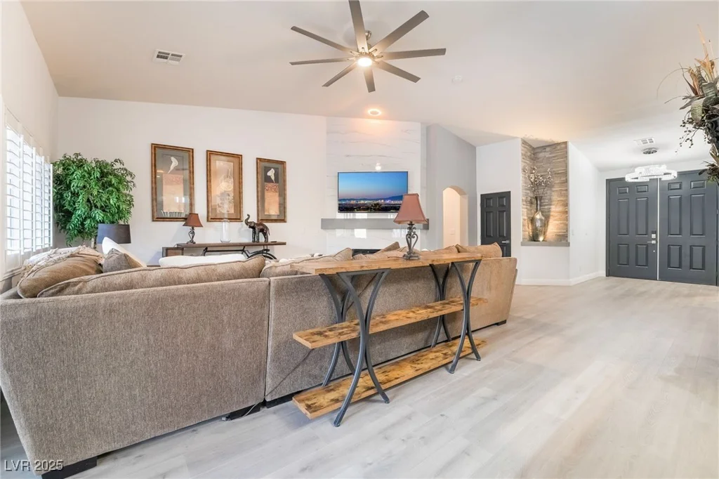 2144 Paganini, Henderson, NV 89052