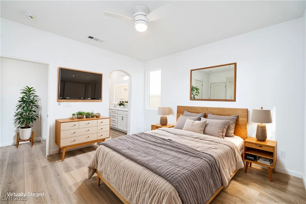 669 Elliot Peak, Las Vegas, NV 89183