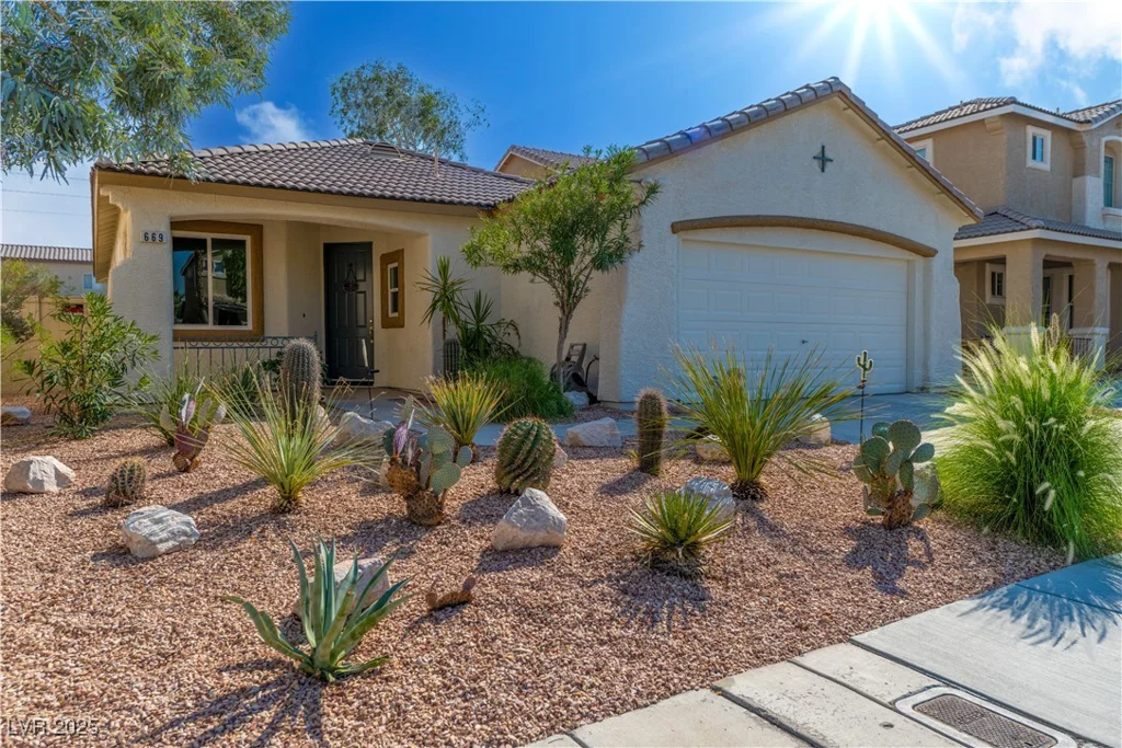 669 Elliot Peak, Las Vegas, NV 89183