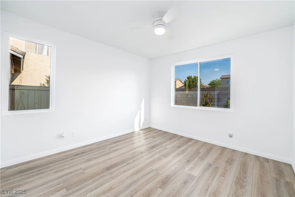 669 Elliot Peak, Las Vegas, NV 89183