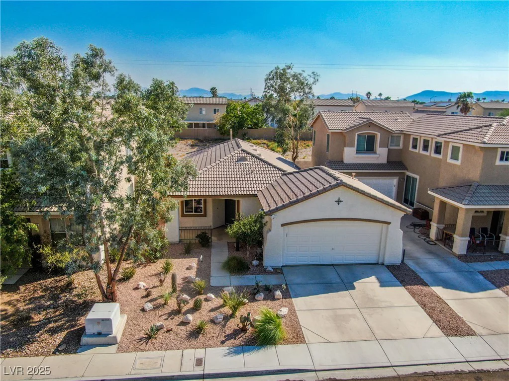 669 Elliot Peak, Las Vegas, NV 89183