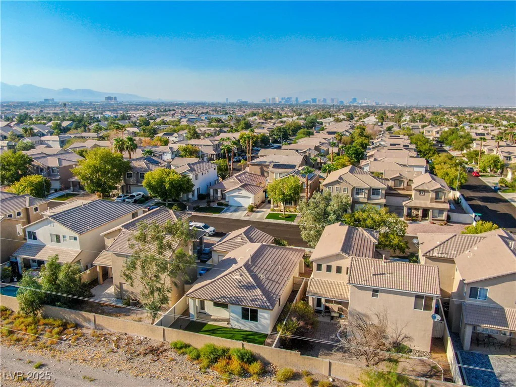 669 Elliot Peak, Las Vegas, NV 89183