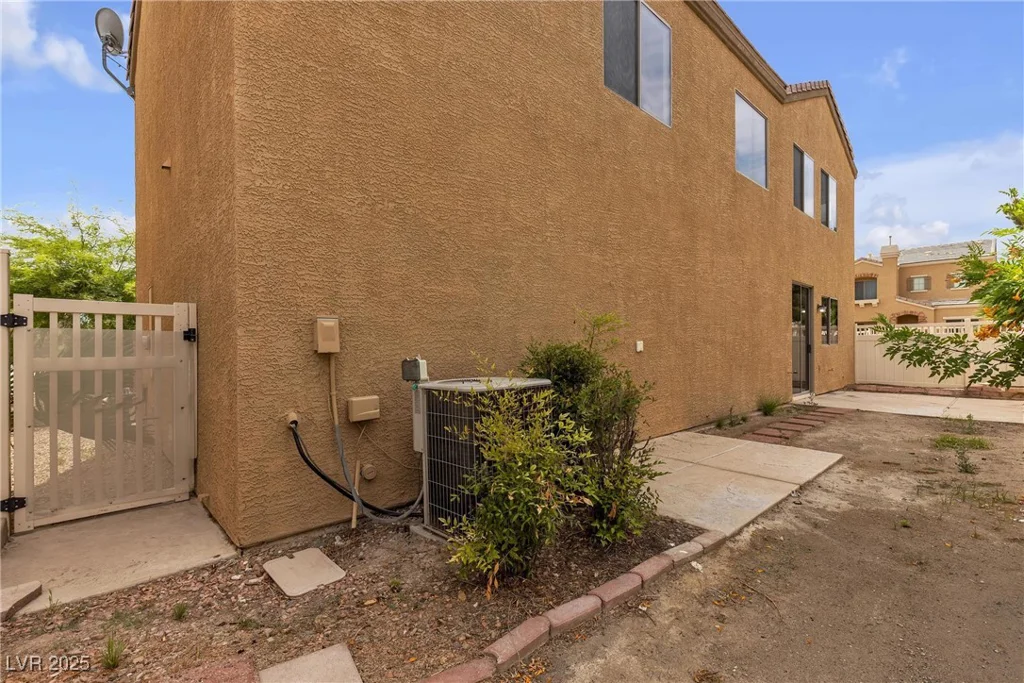 6325 Orions Tool, North Las Vegas, NV 89031