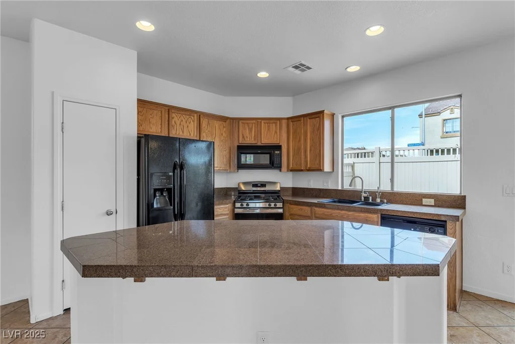 6325 Orions Tool, North Las Vegas, NV 89031