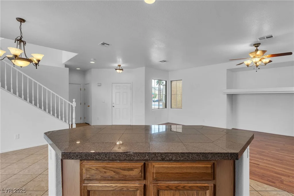 6325 Orions Tool, North Las Vegas, NV 89031