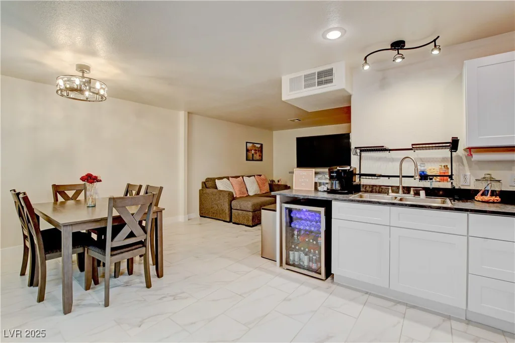 3322 Dragon Fly, North Las Vegas, NV 89032