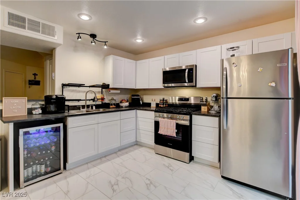 3322 Dragon Fly, North Las Vegas, NV 89032