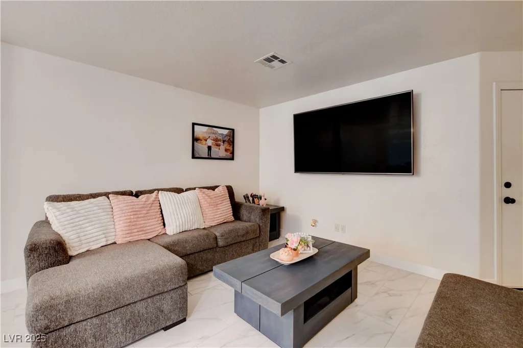 3322 Dragon Fly, North Las Vegas, NV 89032