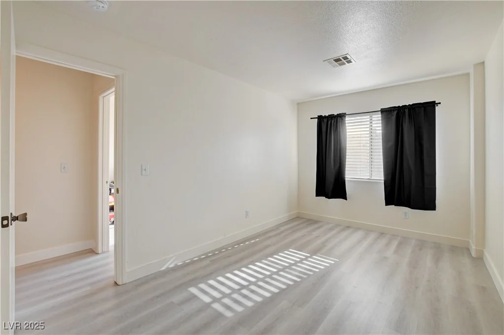 3322 Dragon Fly, North Las Vegas, NV 89032