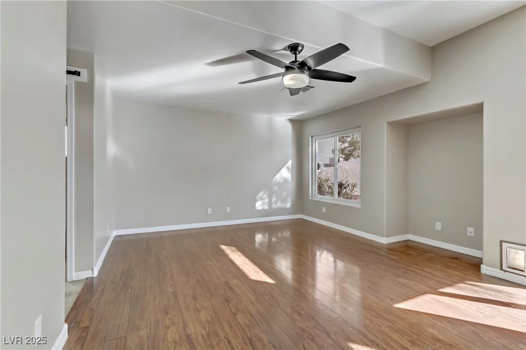 7973 Macklin, Las Vegas, NV 89129